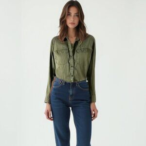 🌟Lee riders button down shirt M